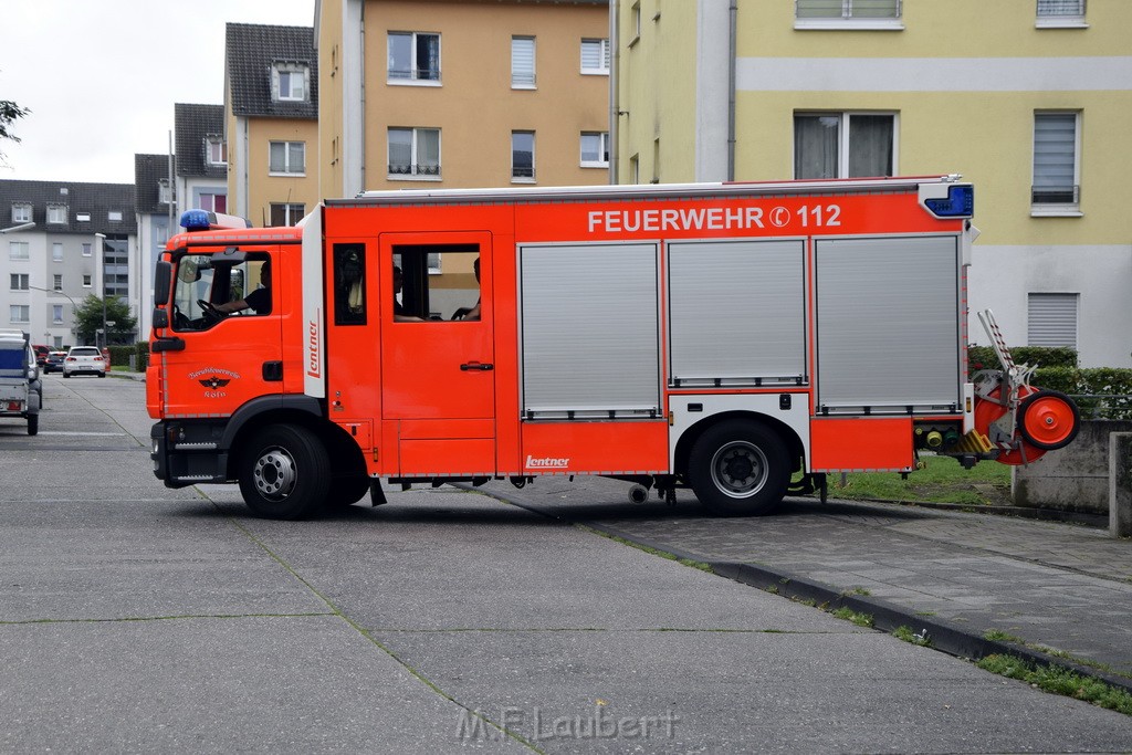 Feuer 1 Koeln Vingst Nobelstr P29.JPG - Miklos Laubert